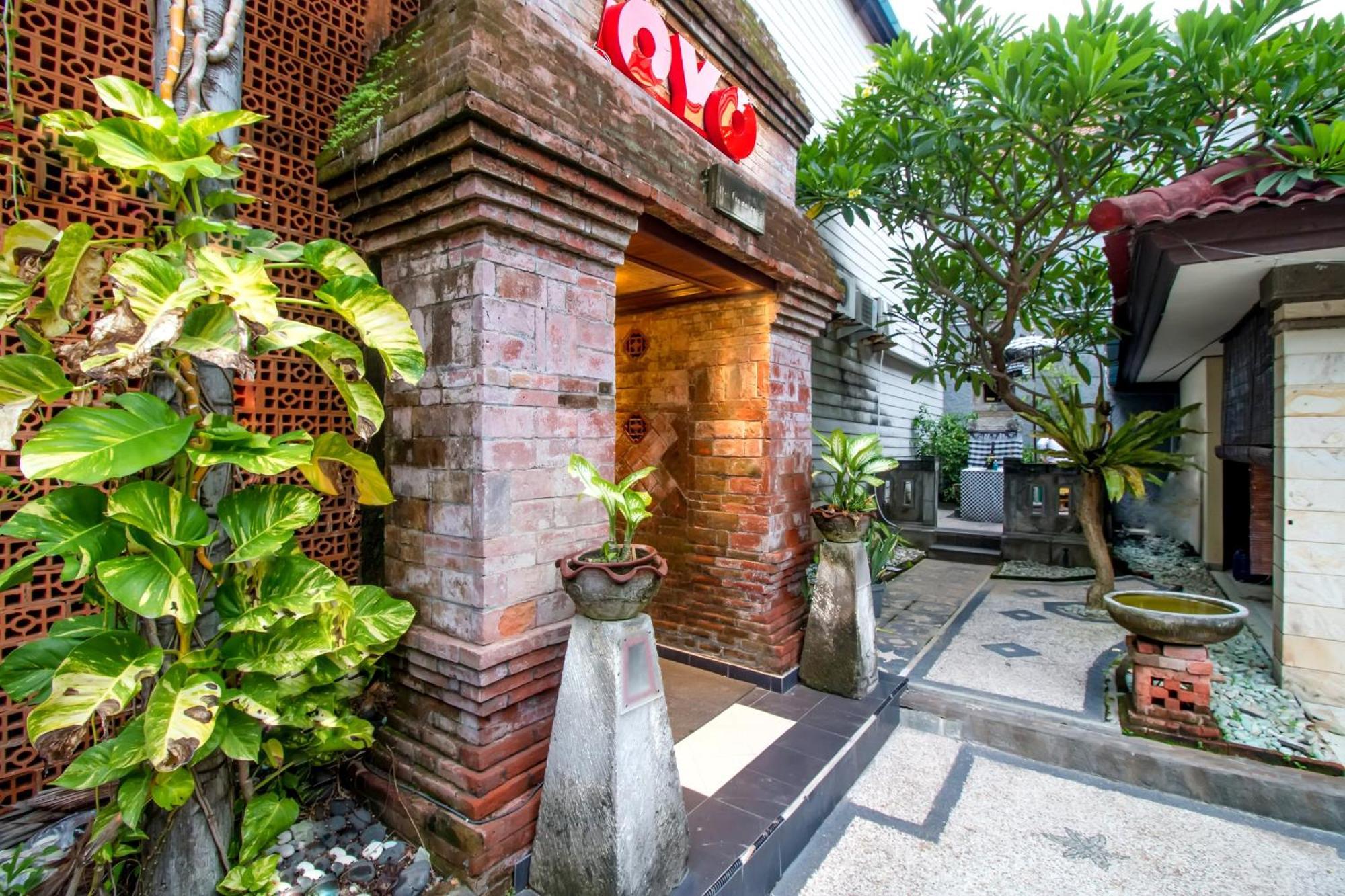 ホテル Oyo 3118 マキシ バジェット クタ エクステリア 写真