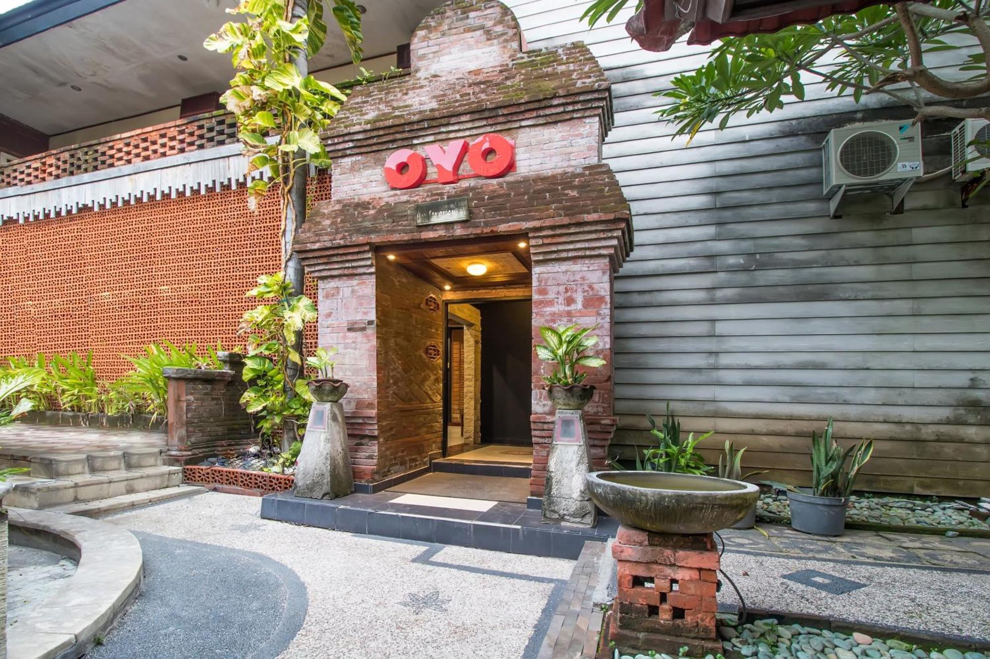 ホテル Oyo 3118 マキシ バジェット クタ エクステリア 写真